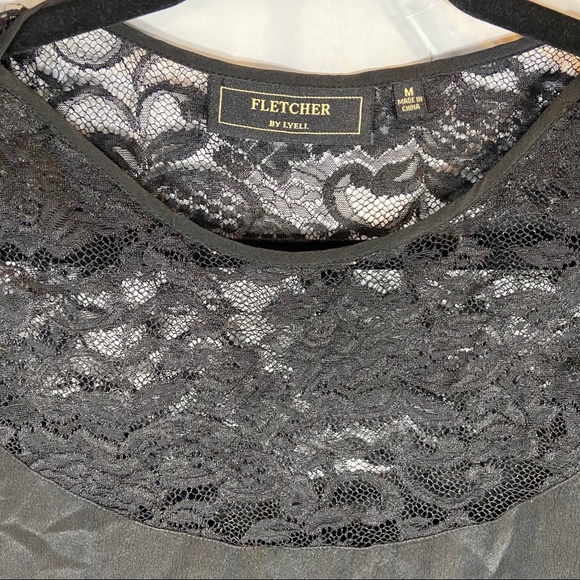 *final price* Vintage! 100% silk! black sleeveless with lace - Picture 2 of 8